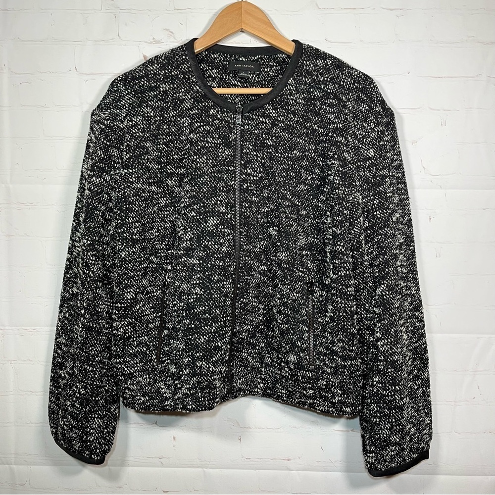 Ann Taylor Boucle Tweed Black & White Bomber Jacket Womens Size Large Lined